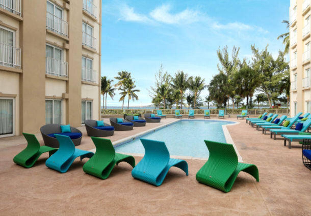 Courtyard By Marriott Nassau Downtown/Junkanoo Beach Εξωτερικό φωτογραφία