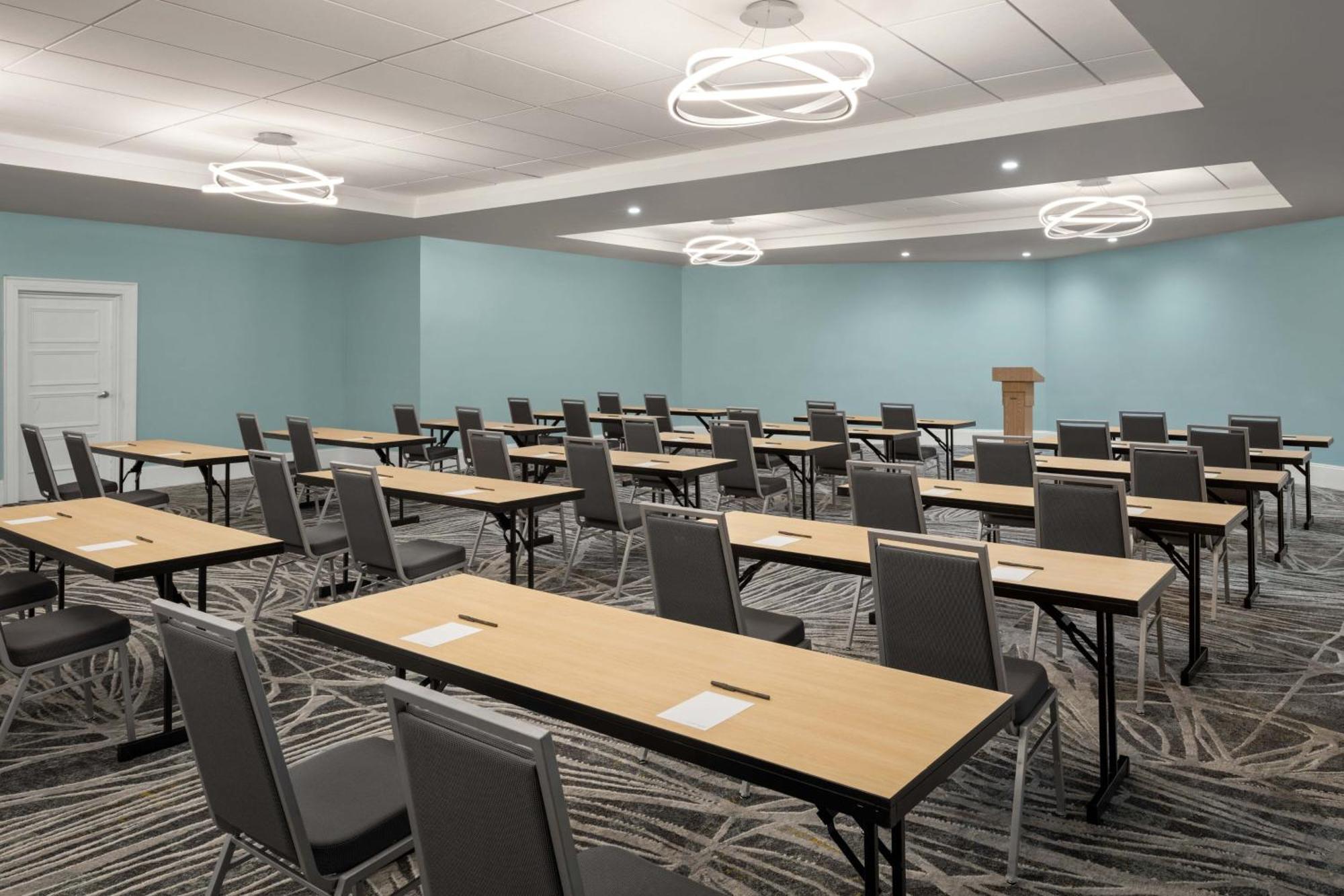Courtyard By Marriott Nassau Downtown/Junkanoo Beach Εξωτερικό φωτογραφία