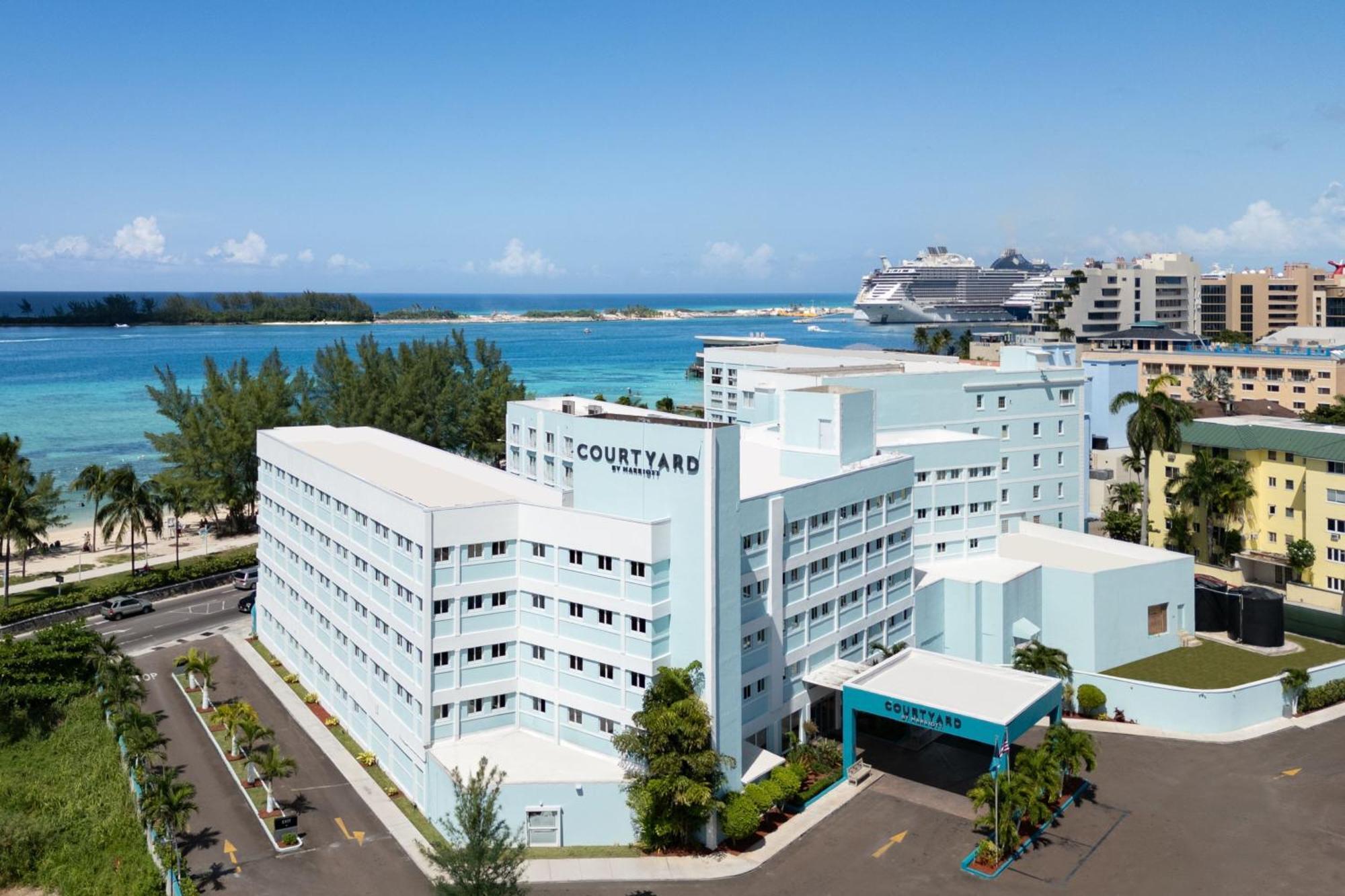 Courtyard By Marriott Nassau Downtown/Junkanoo Beach Εξωτερικό φωτογραφία